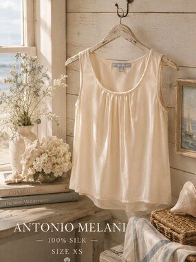 100% Silk Cream Sleeveless Camisole Pleated Neckline Top Small Antonio Melani